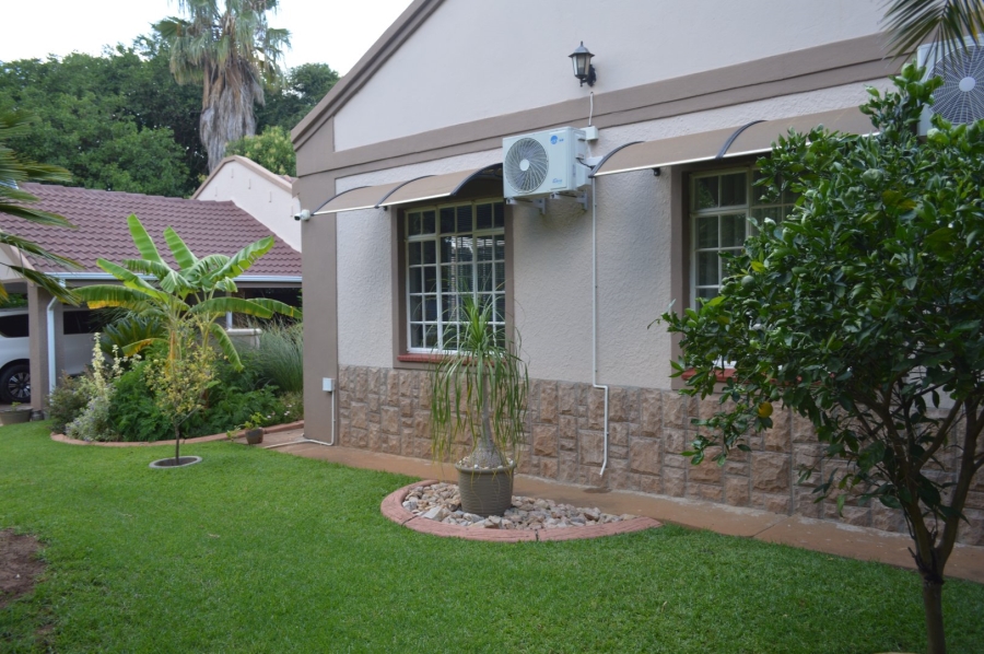 3 Bedroom Property for Sale in Wilkoppies North West